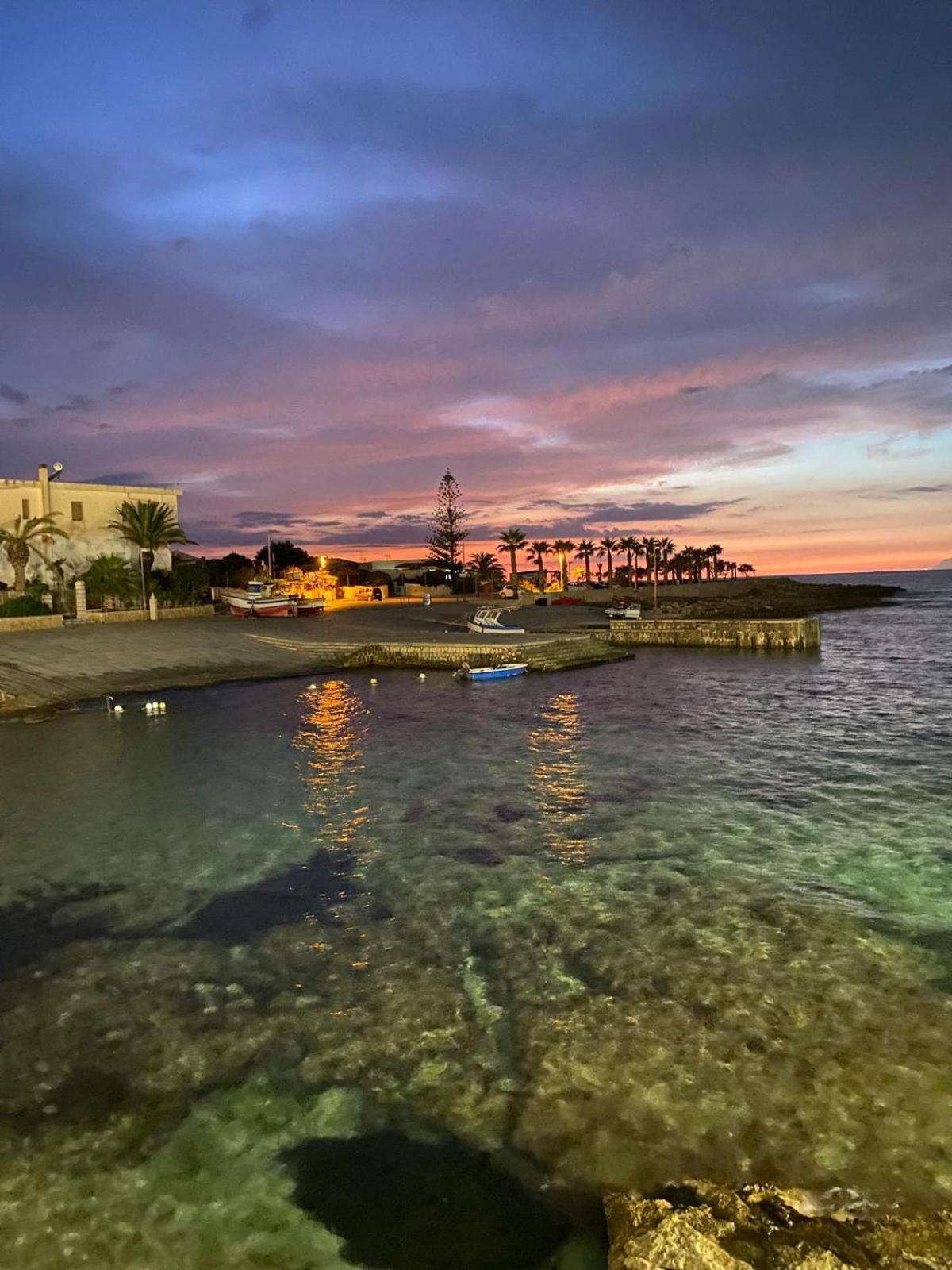 B&B Sicilia In Versi Custonaci Exterior foto